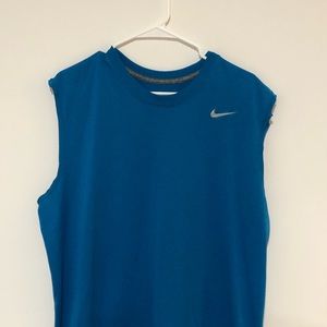 Nike - Men’s Cutoff Shirt - L